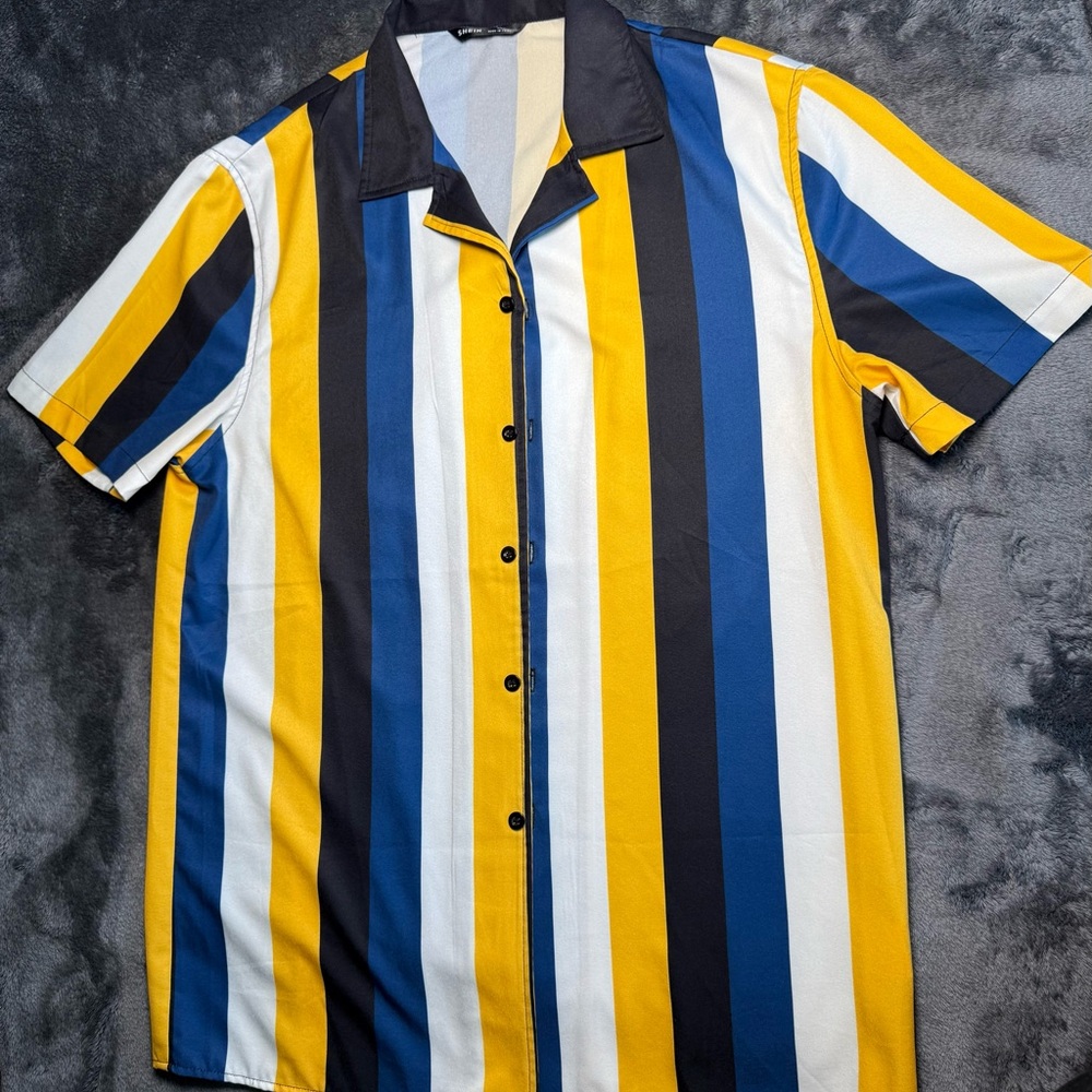 SHEIN Yellow and Blue Casual Button Down Shirt